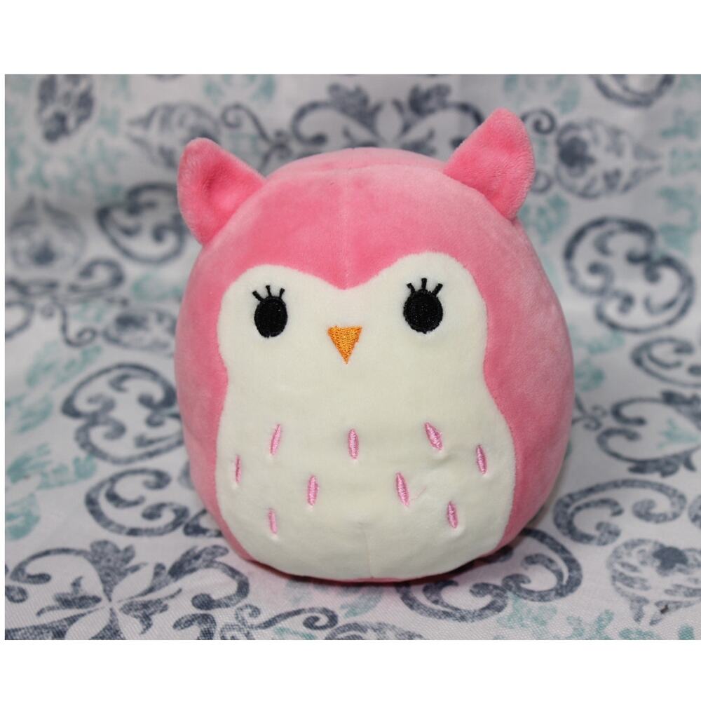 Francesca‎ the Pink Owl Sqhishmallow 5"